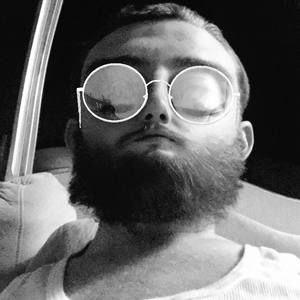 Meet your Posher, Bruce